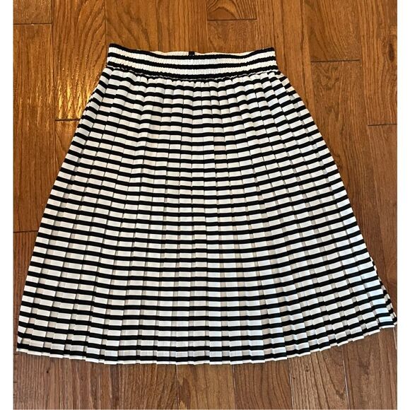 Courage B black and white stripe aline skirt small - Picture 3 of 8